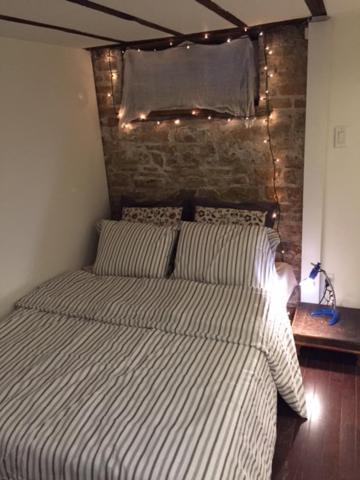 Cozy Downtown Private Rooms Near Ago Toronto Exterior photo